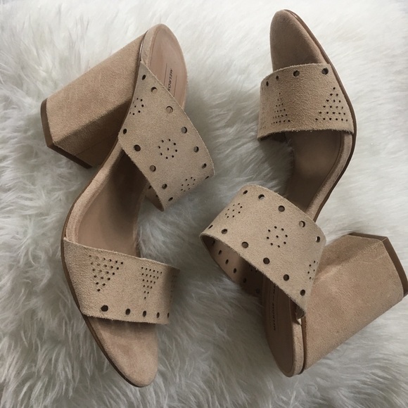 NWT Melrose & Market Heels - Picture 2 of 6